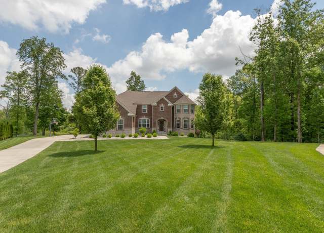 Property at 1527 Canyon Oak Ln, Columbus, IN 47201, 6 beds, 4.5 baths