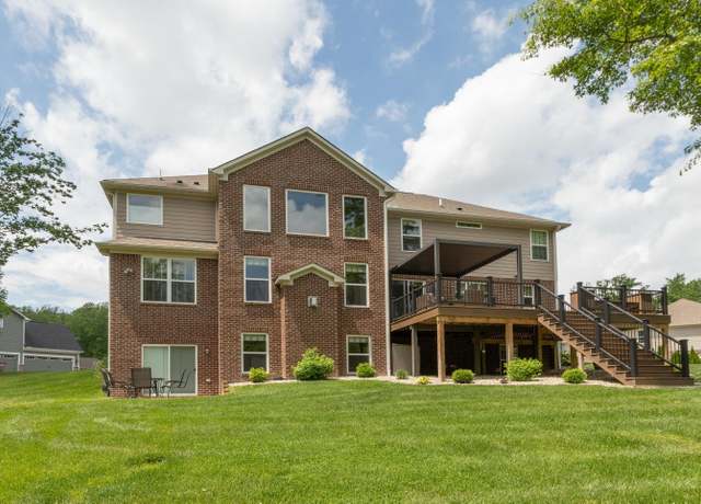 Property at 1527 Canyon Oak Ln, Columbus, IN 47201, 6 beds, 4.5 baths