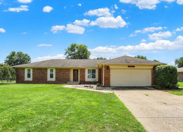 Property at 5271 Pattie Ct, Greenwood, IN 46143, 3 beds, 2 baths