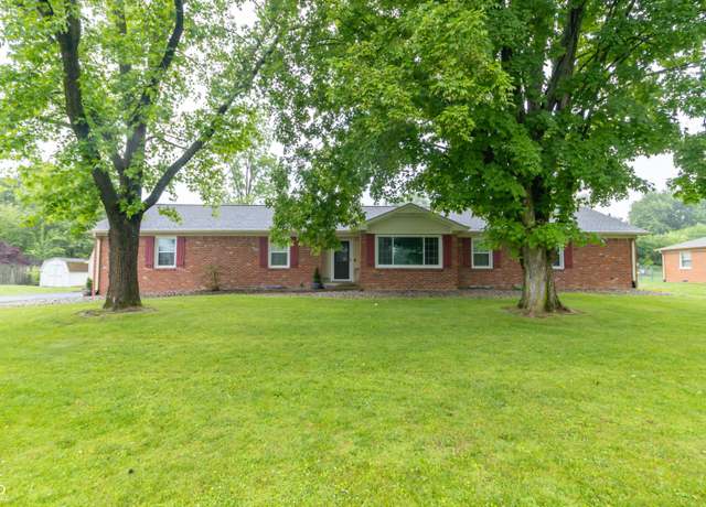 Property at 1514 Bittersweet Dr, Greenfield, IN 46140, 4 beds, 2.5 baths