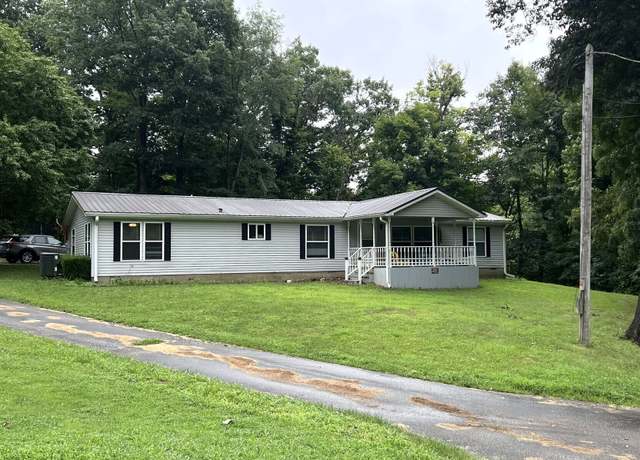Property at 1001 N Virginia St, Rockville, IN 47872, 3 beds, 2.5 baths