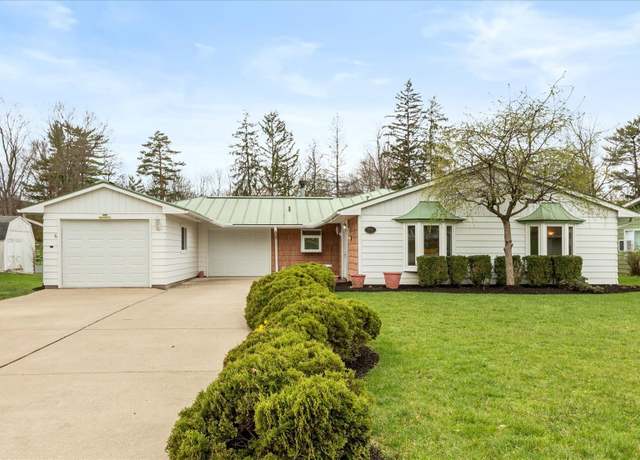 Property at 2503 S G St, Richmond, IN 47374, 3 beds, 2.5 baths