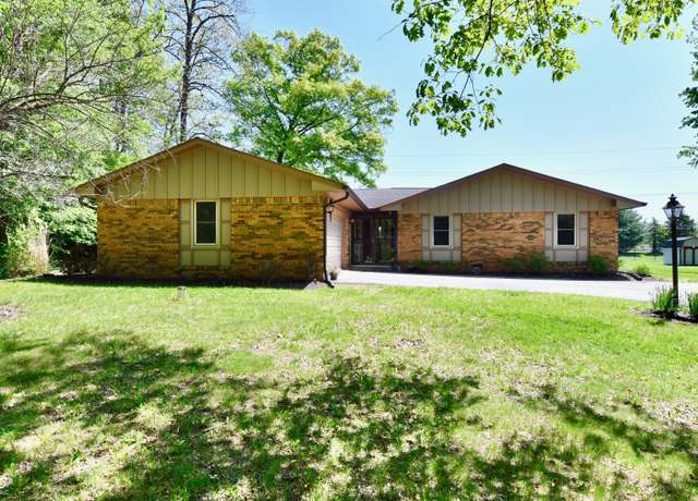 Property at 5979 E Oak Hl Dr, Plainfield, IN 46168, 3 beds, 2 baths