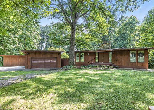 Property at 16632 Oak Rd, Westfield, IN 46074, 5 beds, 2.5 baths