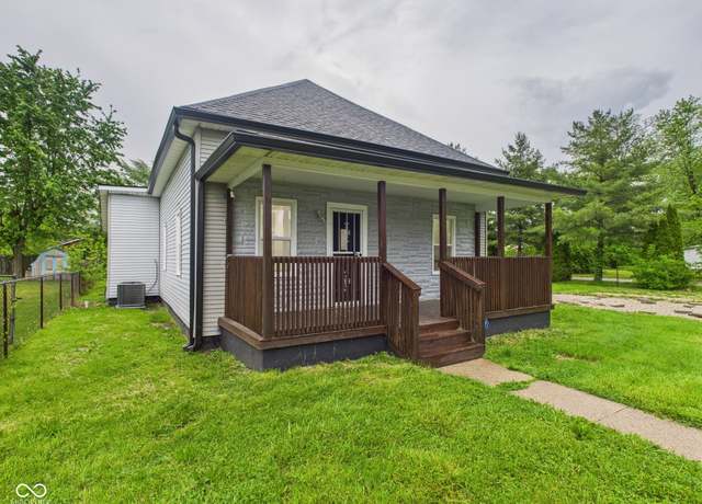 Property at 1520 E Kirk St, Muncie, IN 47303, 3 beds, 1 bath