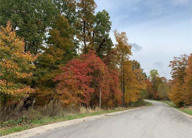 Property at 2121 N Wolf Den Ln, Martinsville, IN 46151