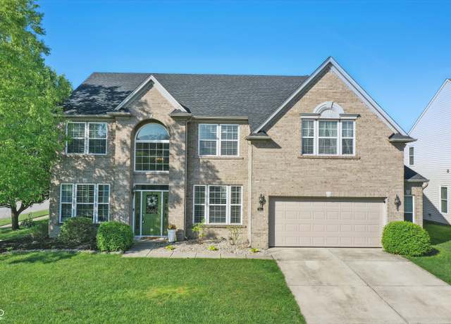 Property at 1454 Woodfield Dr, Greenwood, IN 46143, 4 beds, 2.5 baths