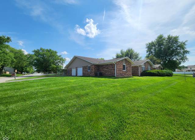 Property at 3415 Winchester Dr, Indianapolis, IN 46227, 2 beds, 1.5 baths