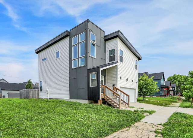 Property at 2008 Yandes St, Indianapolis, IN 46202, 3 beds, 2.5 baths