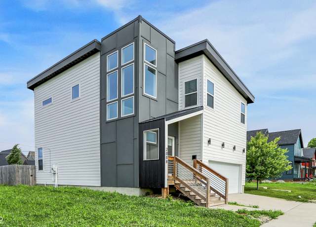 Property at 2008 Yandes St, Indianapolis, IN 46202, 3 beds, 2.5 baths