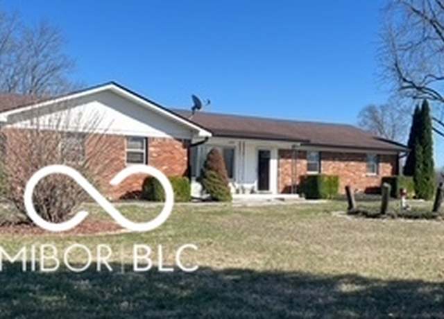 Property at 2227 S County Road 300 E, Danville, IN 46122, 3 beds, 2 baths