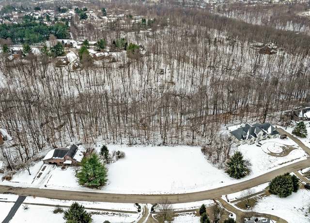 Property at 3722 E Devonshire Ct, Bloomington, IN 47408