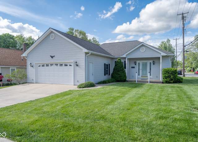 Property at 301 W Franklin St, Greencastle, IN 46135, 3 beds, 2.5 baths