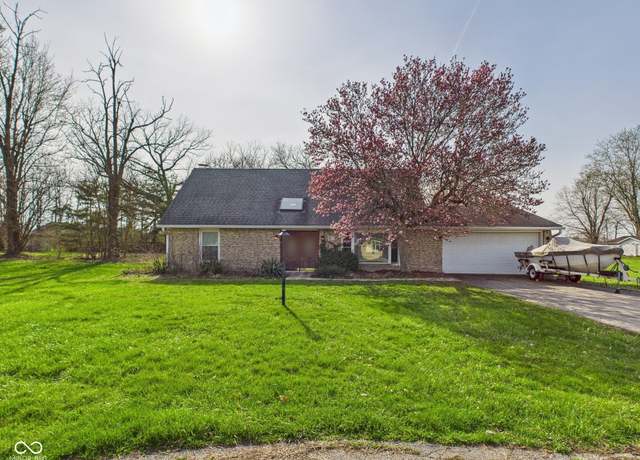 Property at 6413 N Wheeling Ave, Muncie, IN 47304, 3 beds, 1.5 baths
