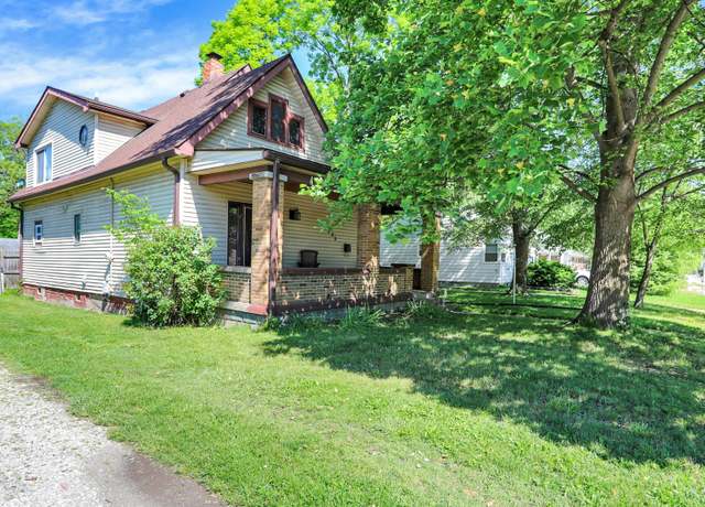 Property at 384 S Arlington Ave, Indianapolis, IN 46219, 2 beds, 1.5 baths