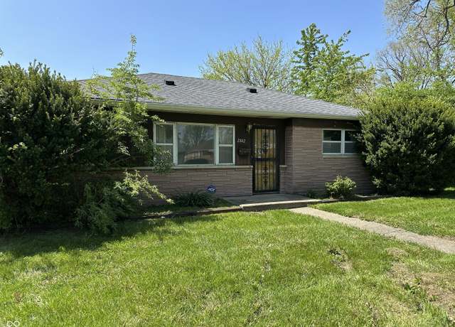 Property at 2842 Sangster Ave, Indianapolis, IN 46218, 3 beds, 1 bath