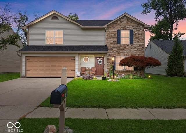 Property at 8164 Amarillo Dr, Indianapolis, IN 46237, 3 beds, 2.5 baths