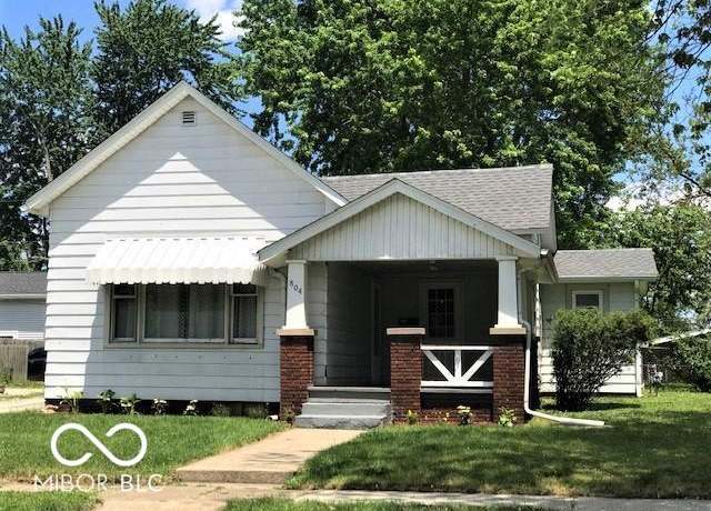 Property at 804 W Market St, Crawfordsville, IN 47933, 2 beds, 1 bath