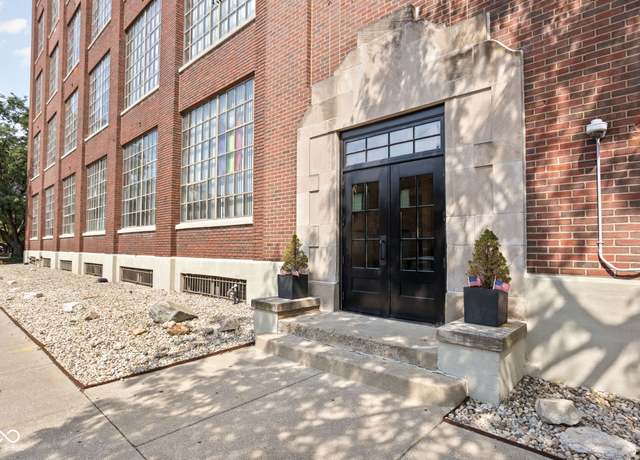 Property at 611 N Park Ave #511, Indianapolis, IN 46204, 2 beds, 2 baths