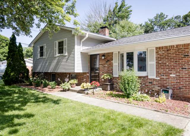 Property at 218 Narcissus Dr, Indianapolis, IN 46227, 4 beds, 2.5 baths
