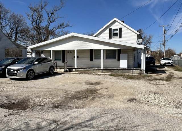 Property at 800 W Lindweth Pl, Muncie, IN 47303, 3 beds, 2 baths