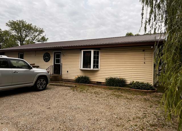 Property at 407 S Division St, Cayuga, IN 47928, 1 bed, 1.5 baths