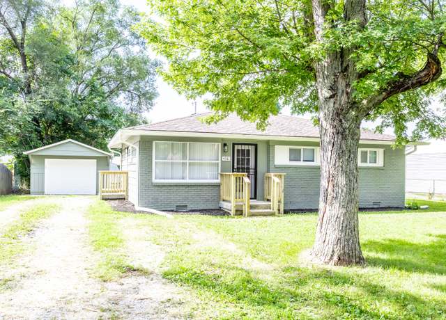 Property at 4061 W Mooresville Rd, Indianapolis, IN 46221, 3 beds, 1.5 baths