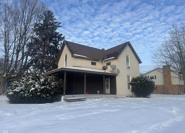 Property at 443 N East St, Tipton, IN 46072, 4 beds, 3 baths