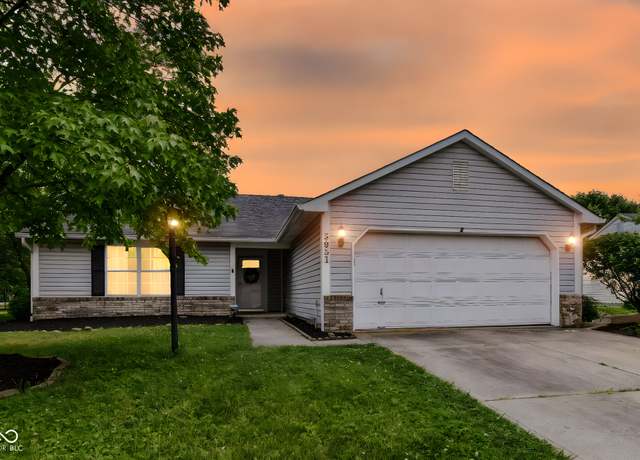 Property at 5651 Pine Knoll Blvd, Noblesville, IN 46062, 3 beds, 2 baths