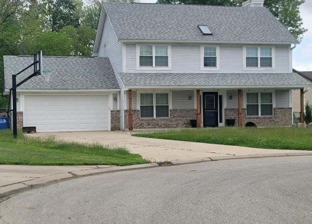 Property at 922 Eagle Brook Dr, Shelbyville, IN 46176, 4 beds, 2.5 baths