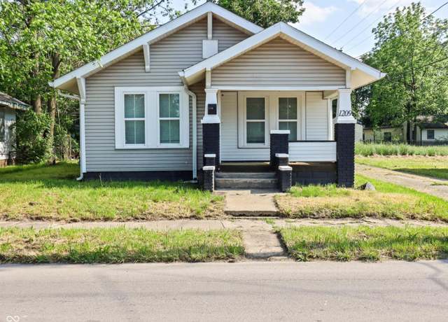 Property at 1209 W 22nd St, Anderson, IN 46016, 3 beds, 2 baths