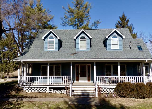 Property at 5682 N Michigan Rd, Fairland, IN 46126, 3 beds, 3 baths