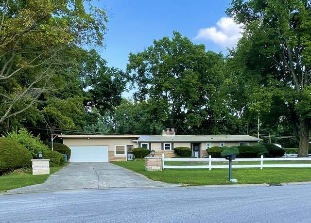 Property at 5331 Lancelot Dr, Indianapolis, IN 46228, 3 beds, 1.5 baths
