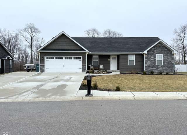 Property at 140 Abbey Ln, Crawfordsville, IN 47933, 3 beds, 2 baths