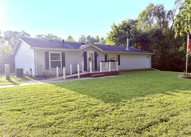 Property at 4430 W State Road 32, Crawfordsville, IN 47933, 3 beds, 2 baths