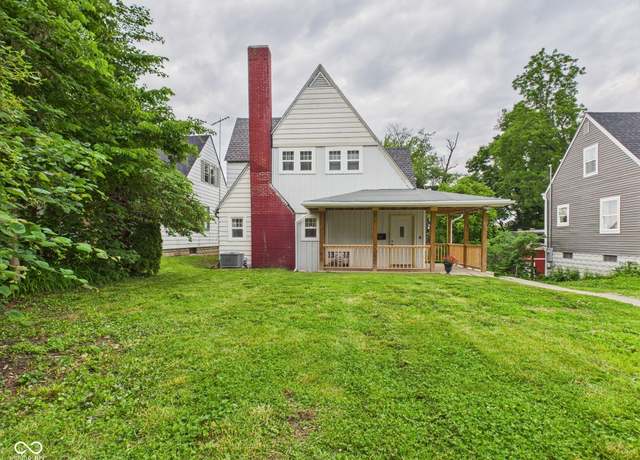 Property at 1910 W 10th St, Anderson, IN 46016, 3 beds, 1.5 baths
