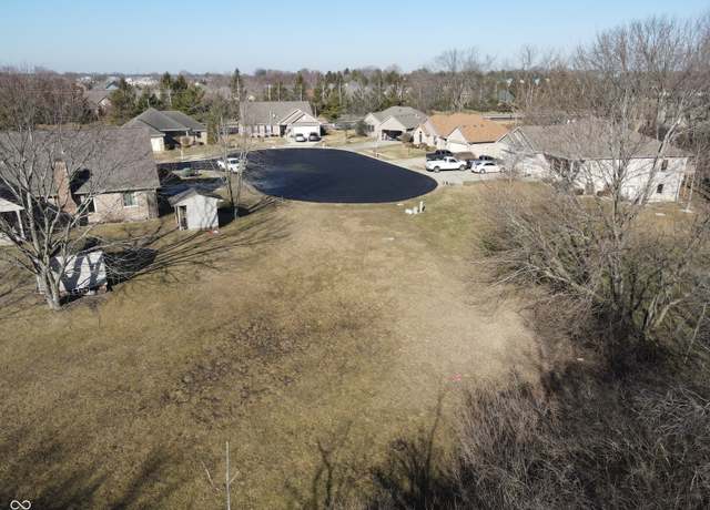Property at 1121 Brookside Ct, Avon, IN 46123