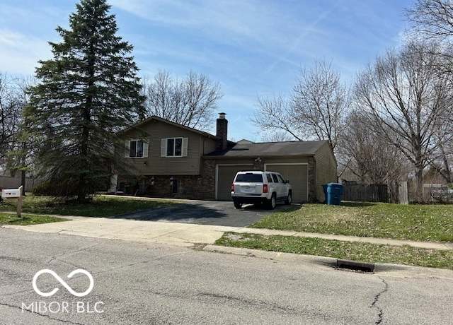 Property at 2526 Sheffield Dr, Indianapolis, IN 46229, 3 beds, 2.5 baths