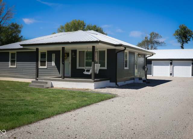 Property at 704 Della Rd, Columbus, IN 47203, 3 beds, 1 bath