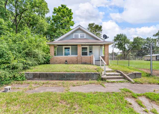Property at 2221 Langley Ave, Indianapolis, IN 46218, 3 beds, 1 bath
