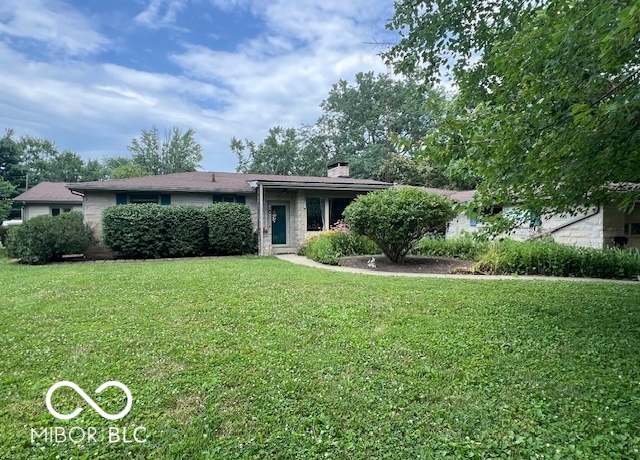 Property at 1802 Laurel Dr, Columbus, IN 47203, 4 beds, 3 baths