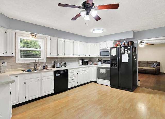 Property at 2747 E Midland Rd, Indianapolis, IN 46227, 4 beds, 2.5 baths