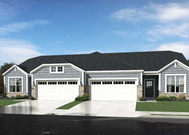 Property at 1633 Clover Crossing Dr, Greenfield, IN 46140, 2 beds, 2 baths