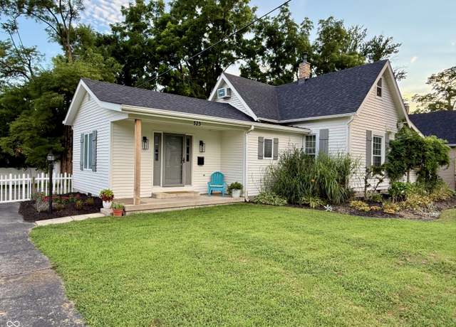 Property at 323 Mulberry St, Danville, IN 46122, 3 beds, 2 baths