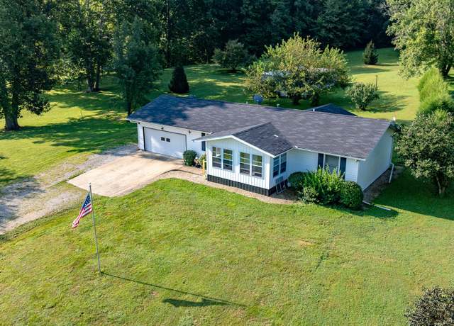 Property at 1518 Riddle Rd, Spencer, IN 47460, 3 beds, 2 baths