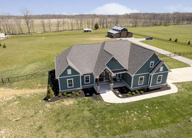 Property at 5679 S 675 W, New Palestine, IN 46163, 3 beds, 2 baths