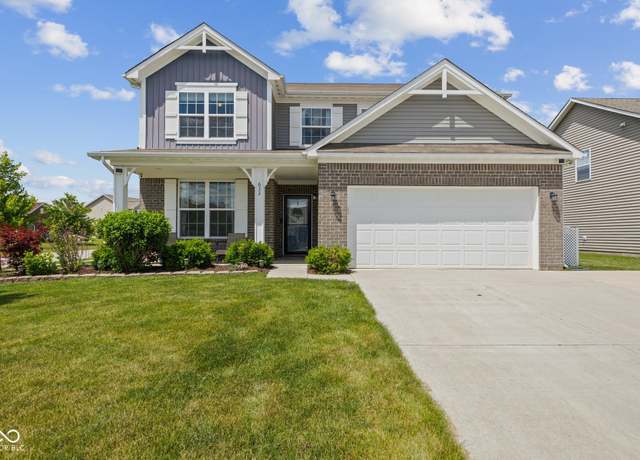 Property at 632 Albermarle Dr, Pittsboro, IN 46167, 5 beds, 3 baths