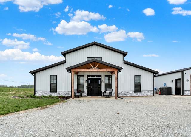 Property at 6060 E 100 N, Marion, IN 46952, 5 beds, 3.5 baths
