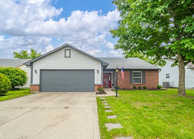 Property at 441 E Pine Ridge Dr, Westfield, IN 46074, 3 beds, 2 baths