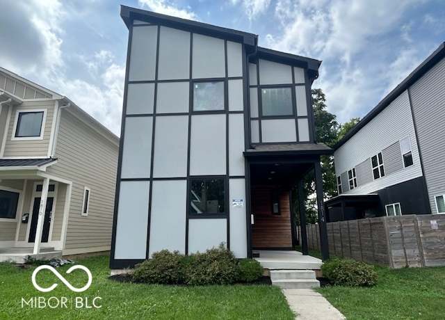 Property at 1814 Bellefontaine St, Indianapolis, IN 46202, 4 beds, 3.5 baths